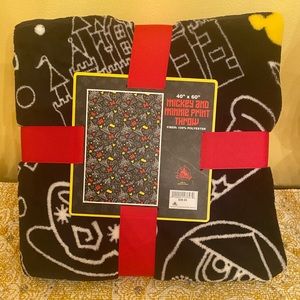Disney parks blanket